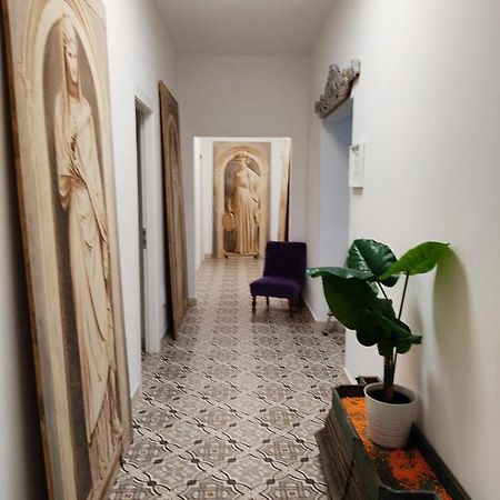 B&B Le Muse Кротоне Екстериор снимка