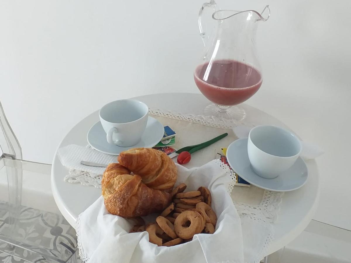 B&B Le Muse Кротоне Екстериор снимка