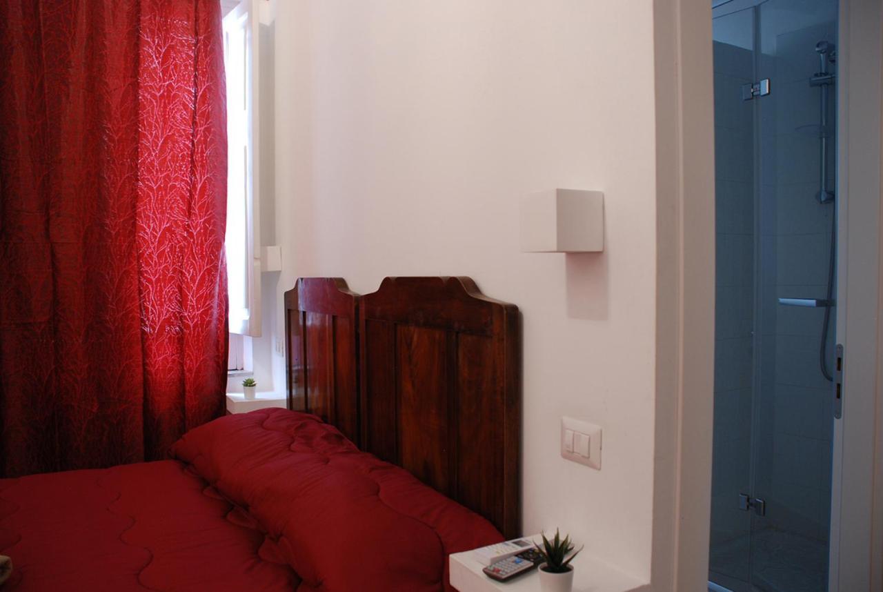 B&B Le Muse Кротоне Екстериор снимка