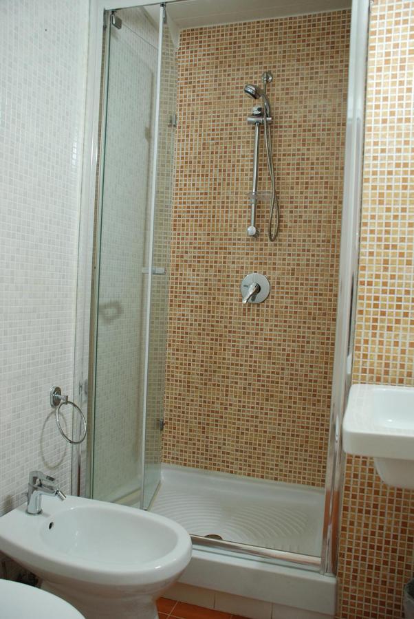B&B Le Muse Кротоне Екстериор снимка