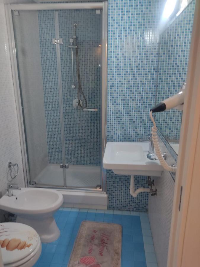 B&B Le Muse Кротоне Екстериор снимка